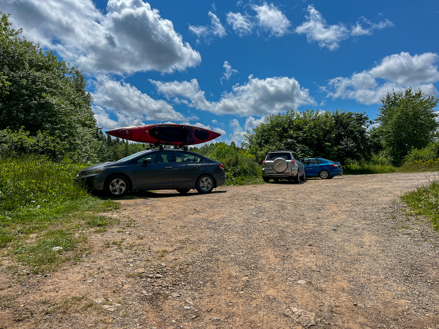Parking near the boat launch at Rusagonis Stream